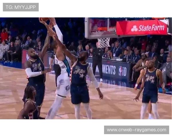 全明星正赛精彩瞬间:文班亚马与伦纳德真刀真枪对抗