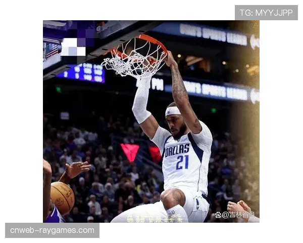 加福德封盖落地摔倒手肘受伤，独行侠内线再遭打击